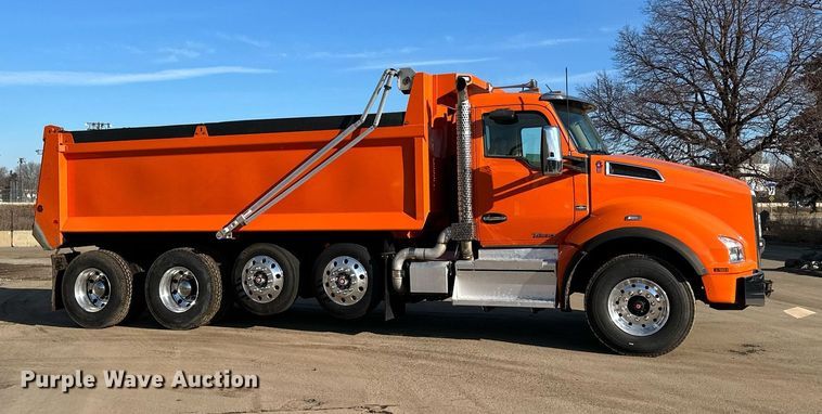 image for item DQ7417 2021 Kenworth  T880 dump truck