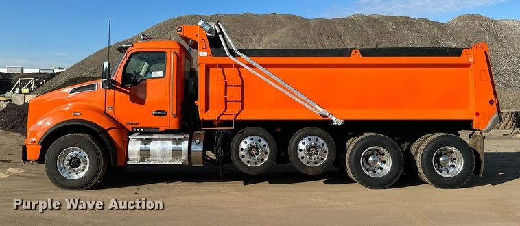 image for item DQ7417 2021 Kenworth  T880 dump truck