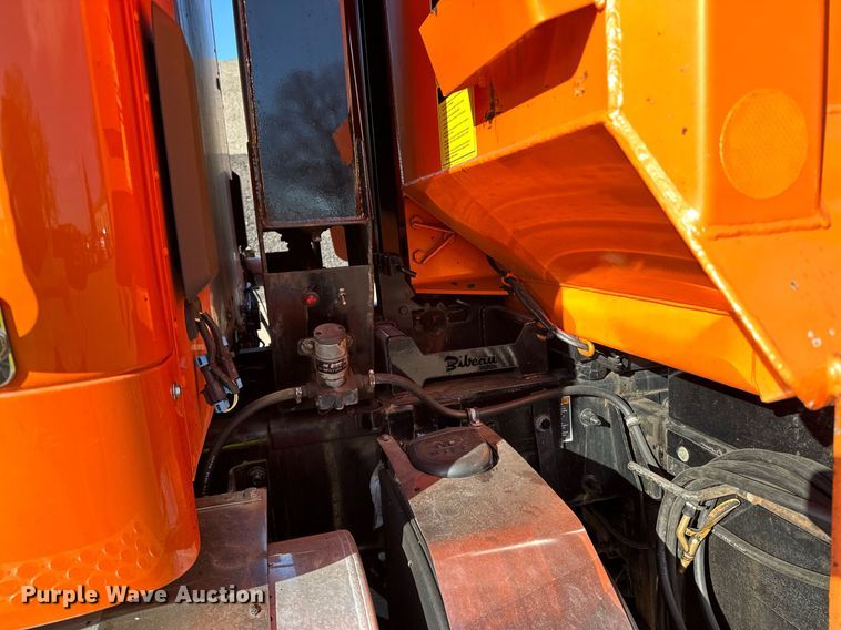 image for item DQ7417 2021 Kenworth  T880 dump truck