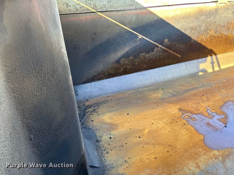 image for item DQ7417 2021 Kenworth  T880 dump truck