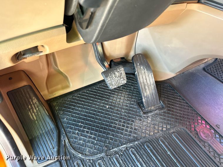 image for item DQ7417 2021 Kenworth  T880 dump truck