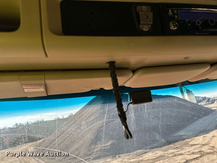 image for item DQ7417 2021 Kenworth  T880 dump truck