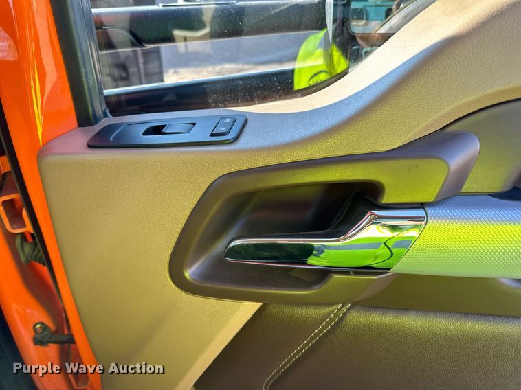 image for item DQ7417 2021 Kenworth  T880 dump truck