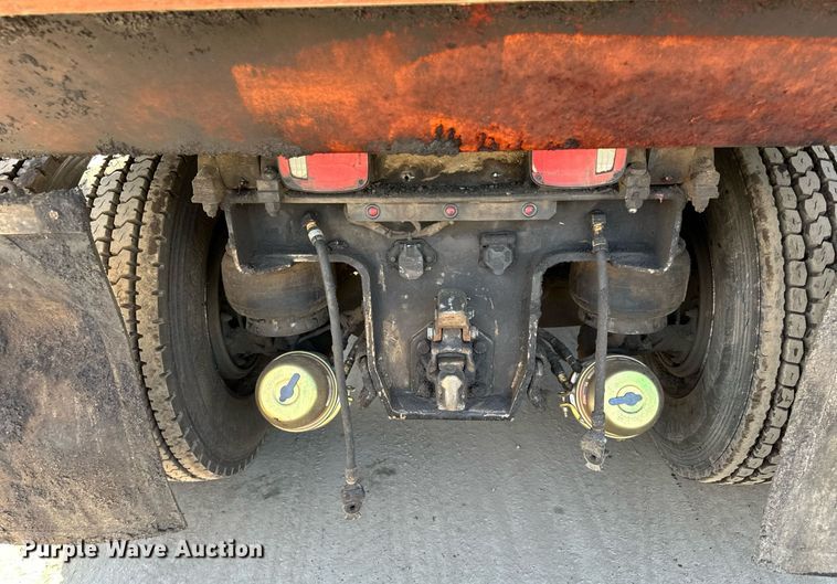 image for item DQ7417 2021 Kenworth  T880 dump truck