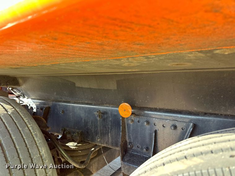 image for item DQ7417 2021 Kenworth  T880 dump truck