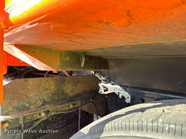 image for item DQ7417 2021 Kenworth  T880 dump truck