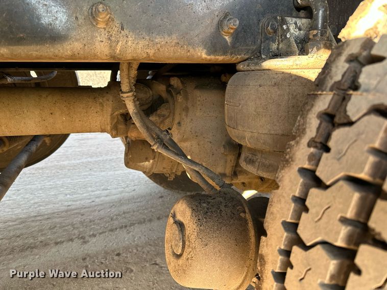 image for item DQ7417 2021 Kenworth  T880 dump truck