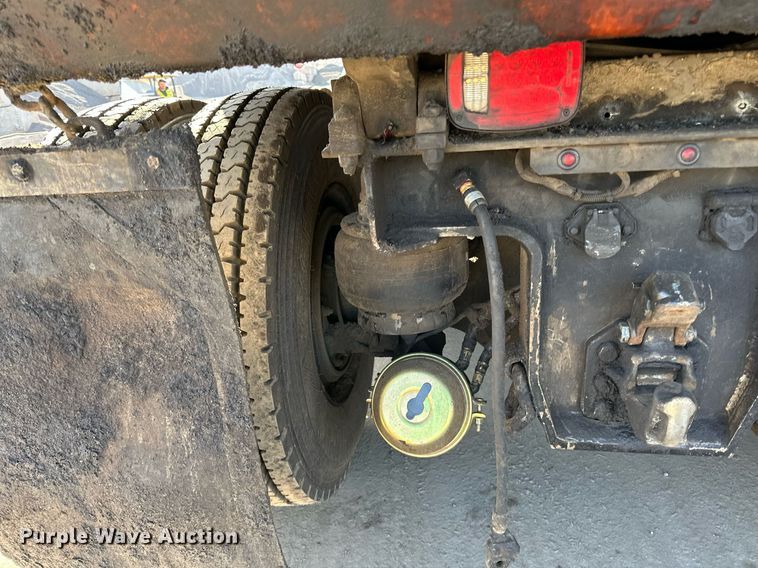 image for item DQ7417 2021 Kenworth  T880 dump truck