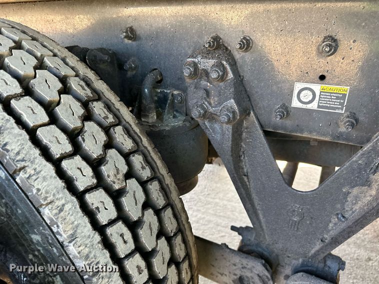 image for item DQ7417 2021 Kenworth  T880 dump truck