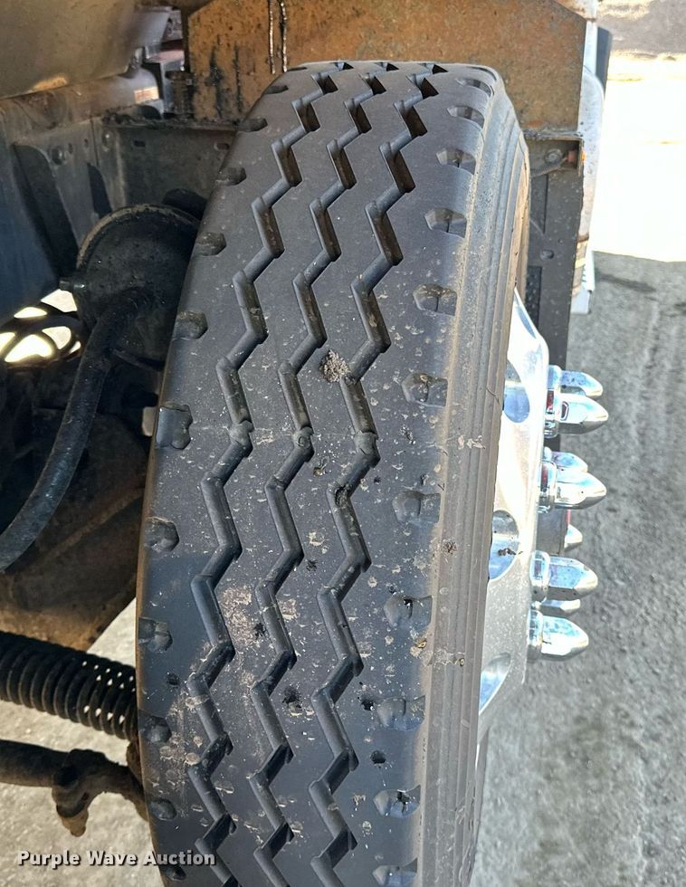 image for item DQ7417 2021 Kenworth  T880 dump truck