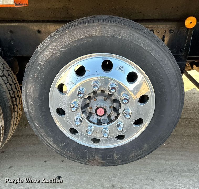 image for item DQ7417 2021 Kenworth  T880 dump truck