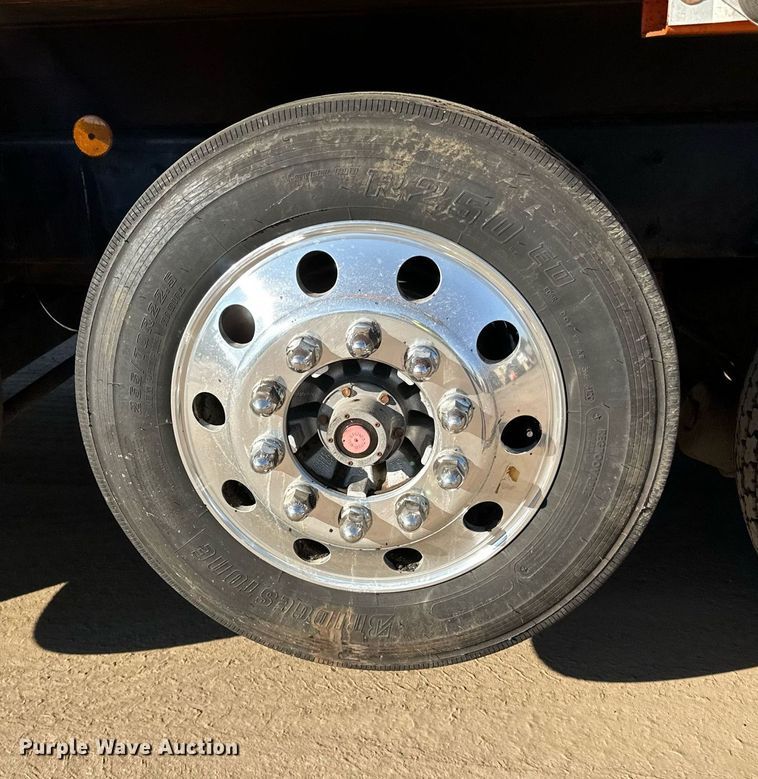 image for item DQ7417 2021 Kenworth  T880 dump truck