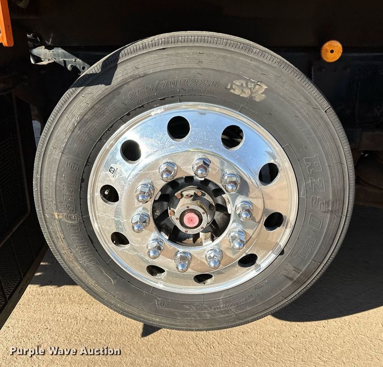 image for item DQ7417 2021 Kenworth  T880 dump truck