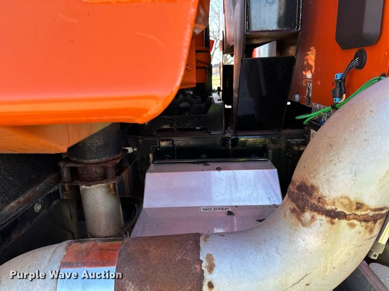 image for item DQ7418 2021 Kenworth  T880 dump truck