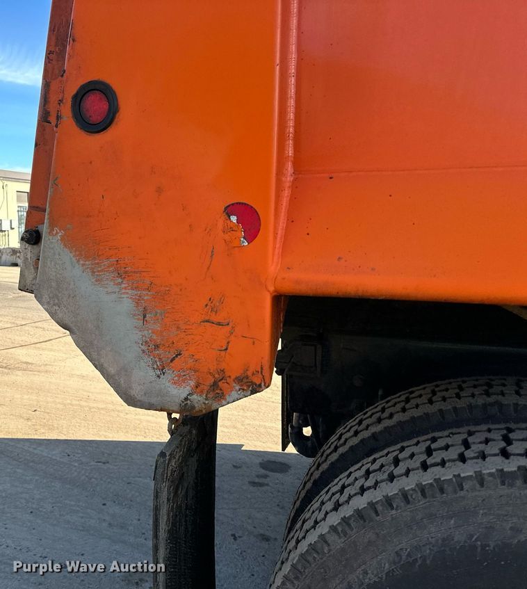 image for item DQ7418 2021 Kenworth  T880 dump truck