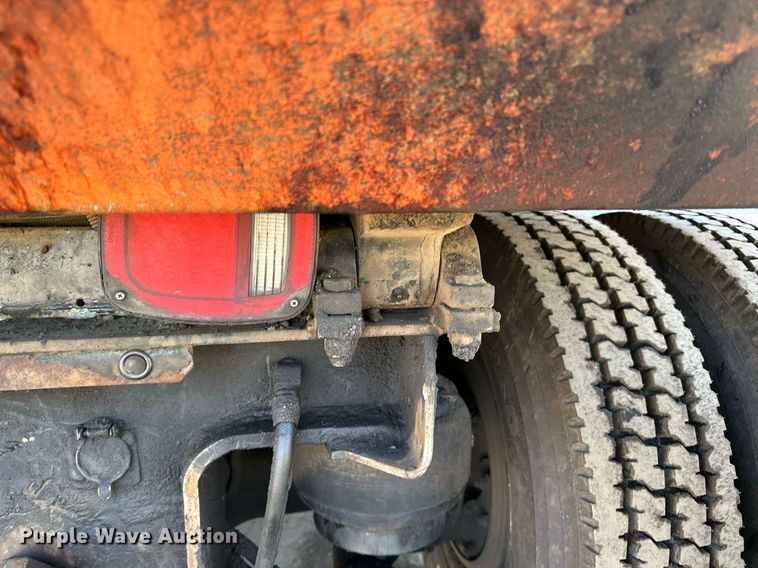 image for item DQ7418 2021 Kenworth  T880 dump truck