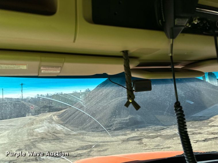 image for item DQ7418 2021 Kenworth  T880 dump truck