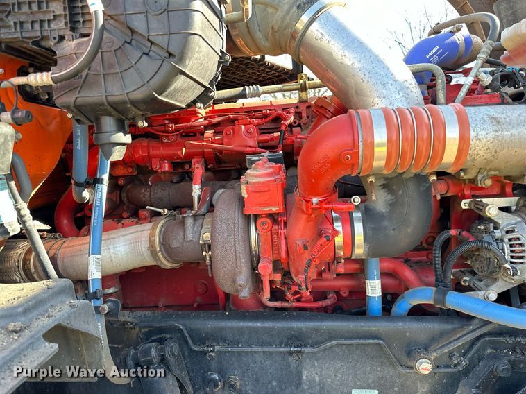 image for item DQ7418 2021 Kenworth  T880 dump truck