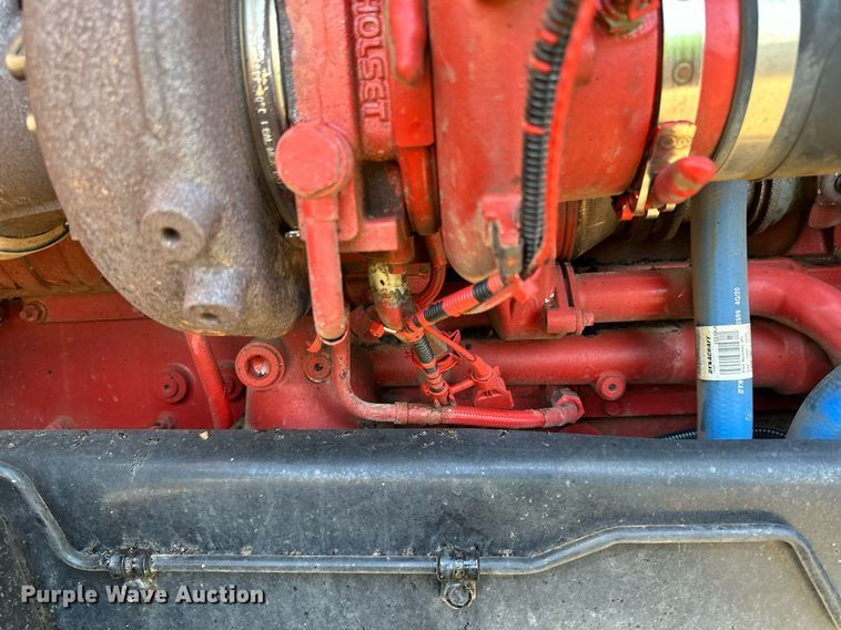 image for item DQ7418 2021 Kenworth  T880 dump truck