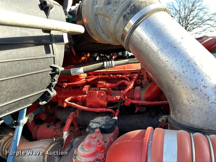 image for item DQ7418 2021 Kenworth  T880 dump truck