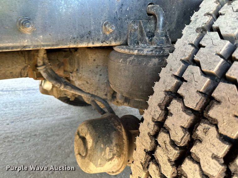 image for item DQ7418 2021 Kenworth  T880 dump truck