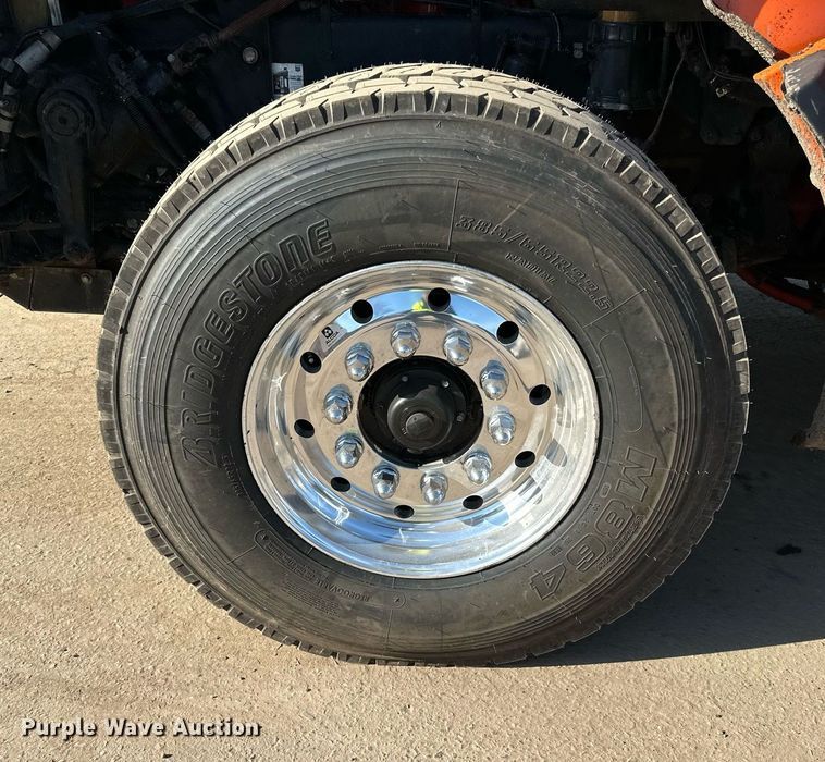 image for item DQ7418 2021 Kenworth  T880 dump truck