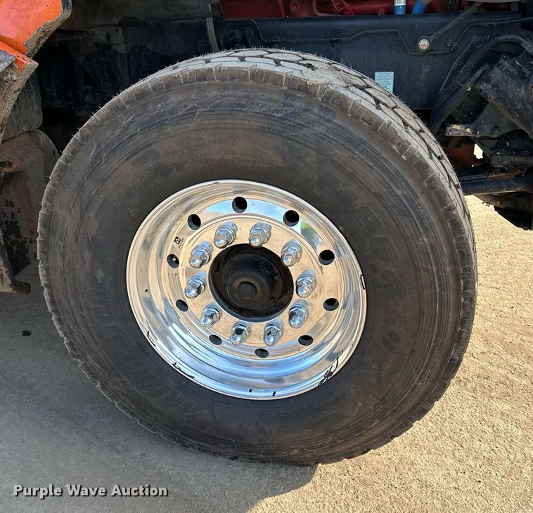 image for item DQ7418 2021 Kenworth  T880 dump truck