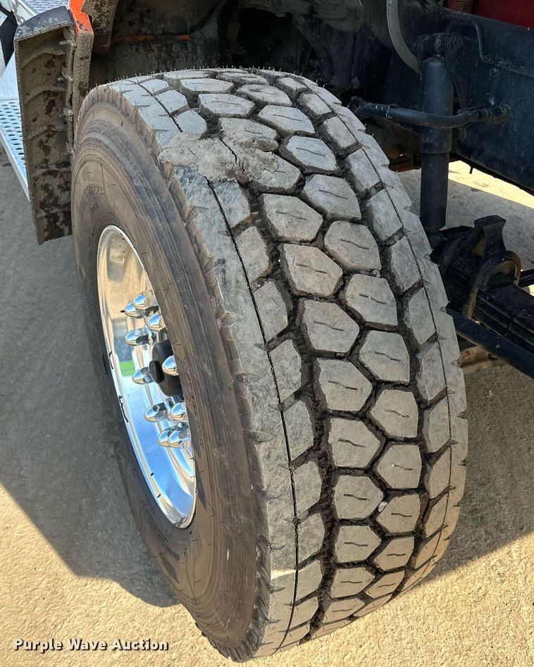 image for item DQ7418 2021 Kenworth  T880 dump truck