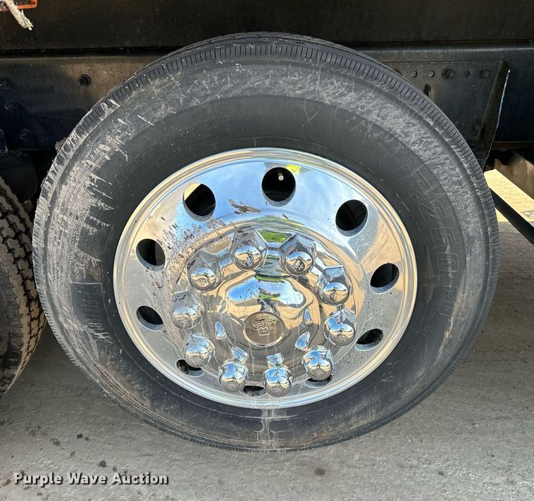 image for item DQ7418 2021 Kenworth  T880 dump truck