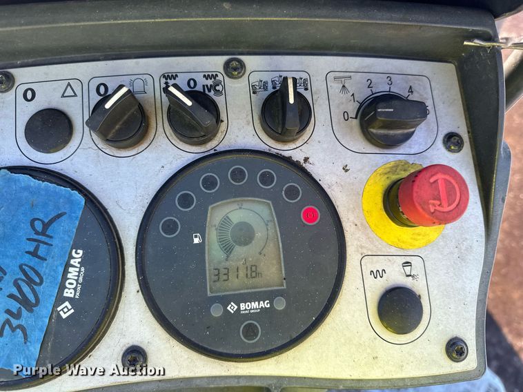 image for item DQ7422 2015 Bomag BW138AD double drum vibratory roller