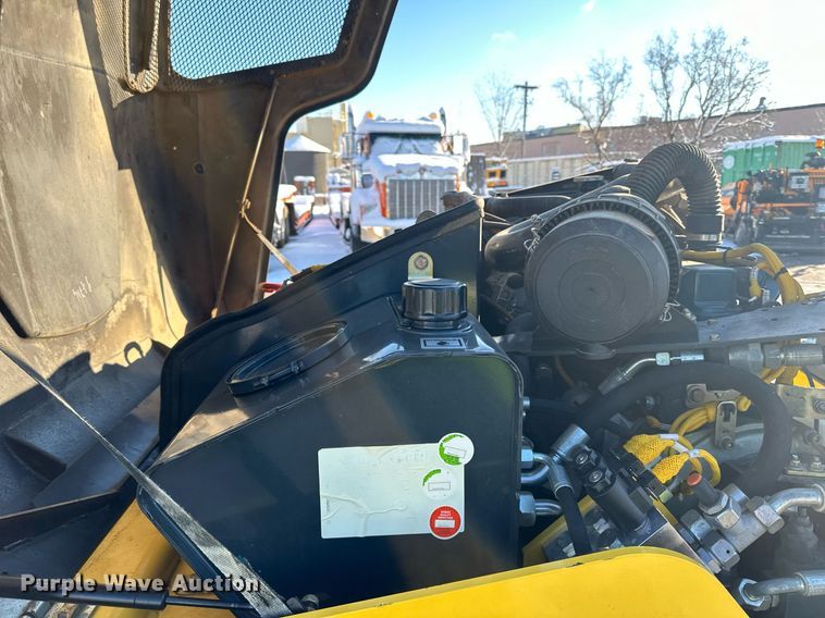image for item DQ7422 2015 Bomag BW138AD double drum vibratory roller