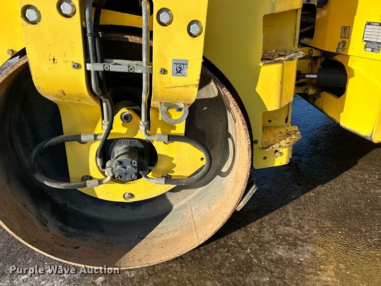 image for item DQ7422 2015 Bomag BW138AD double drum vibratory roller