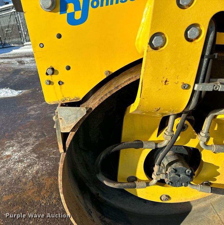 image for item DQ7422 2015 Bomag BW138AD double drum vibratory roller