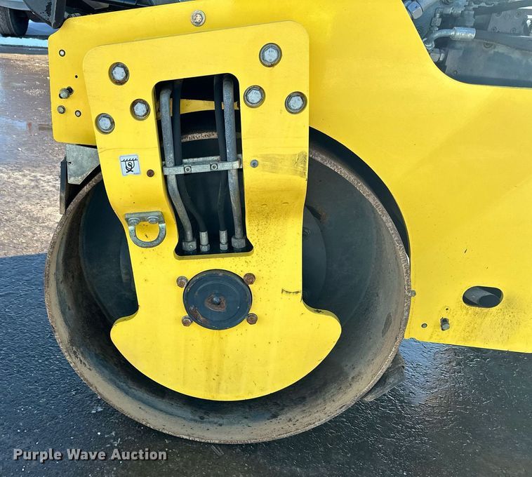 image for item DQ7422 2015 Bomag BW138AD double drum vibratory roller