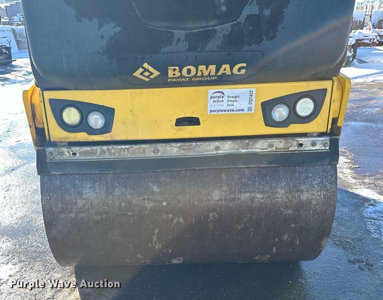 image for item DQ7422 2015 Bomag BW138AD double drum vibratory roller