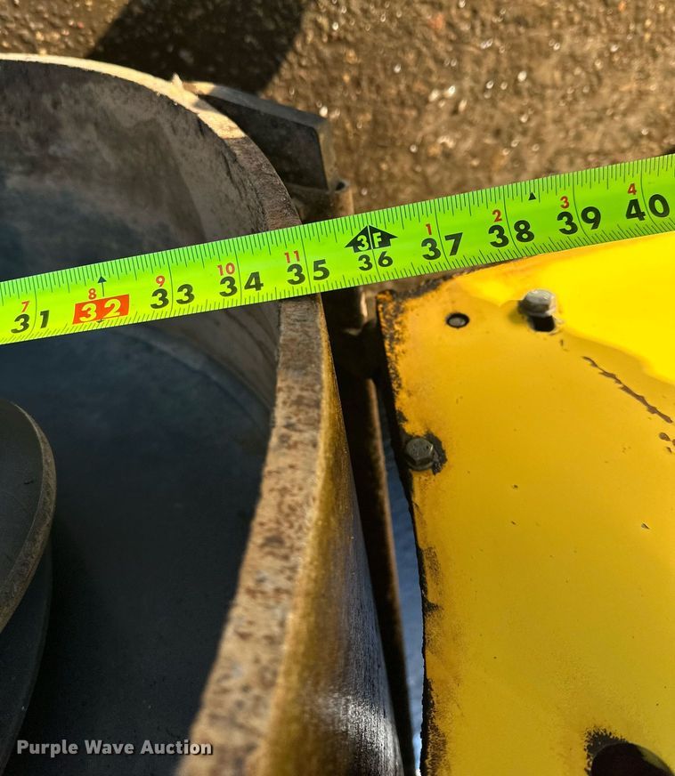 image for item DQ7422 2015 Bomag BW138AD double drum vibratory roller