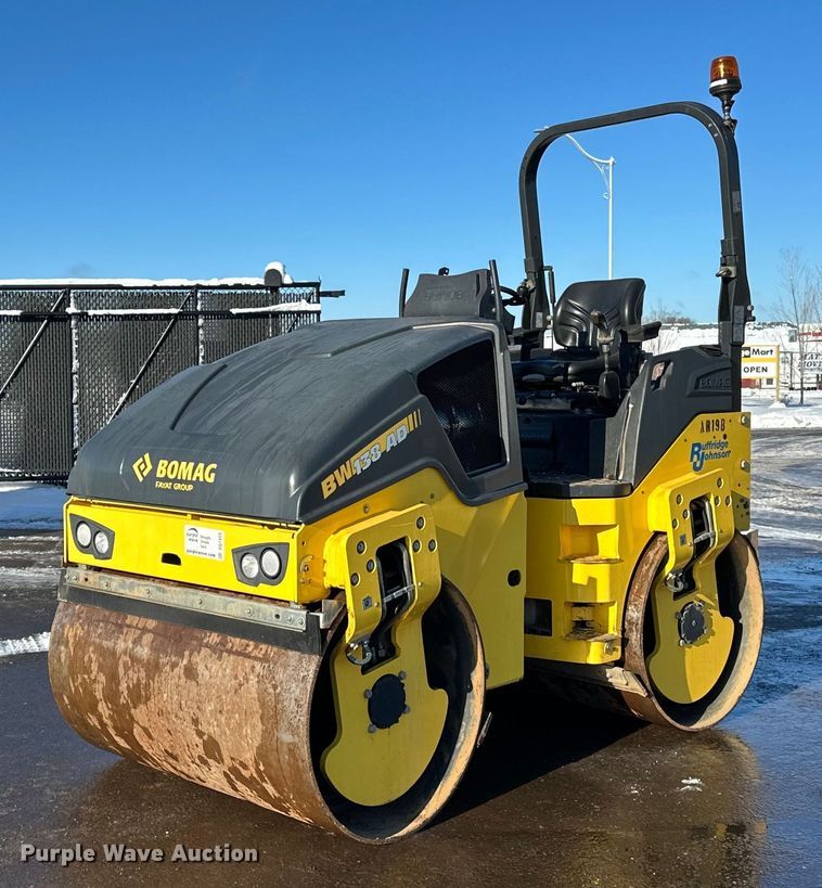 image for item DQ7423 2019 Bomag BW138AD double drum vibratory roller