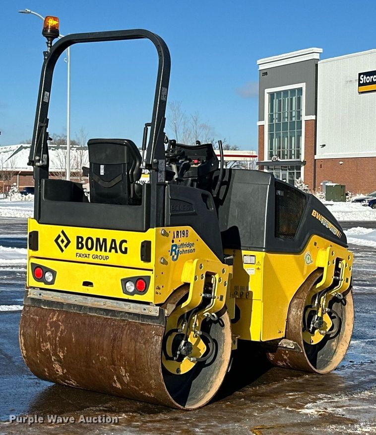 image for item DQ7423 2019 Bomag BW138AD double drum vibratory roller