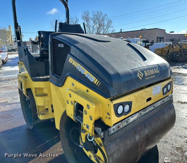 image for item DQ7423 2019 Bomag BW138AD double drum vibratory roller