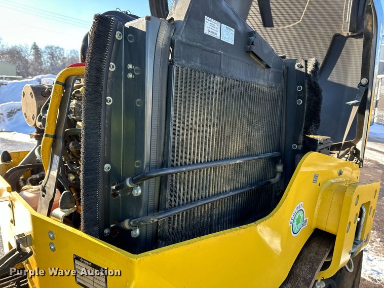 image for item DQ7423 2019 Bomag BW138AD double drum vibratory roller