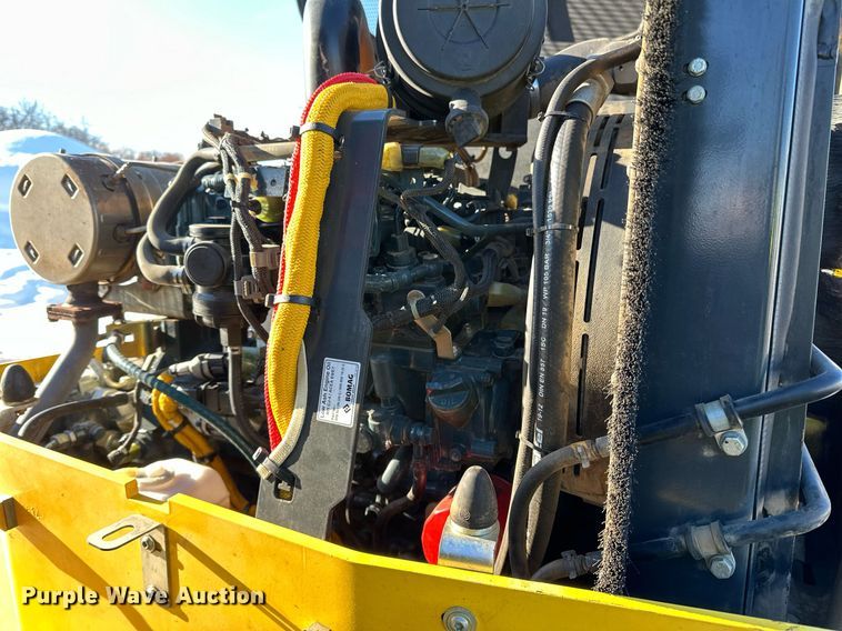image for item DQ7423 2019 Bomag BW138AD double drum vibratory roller