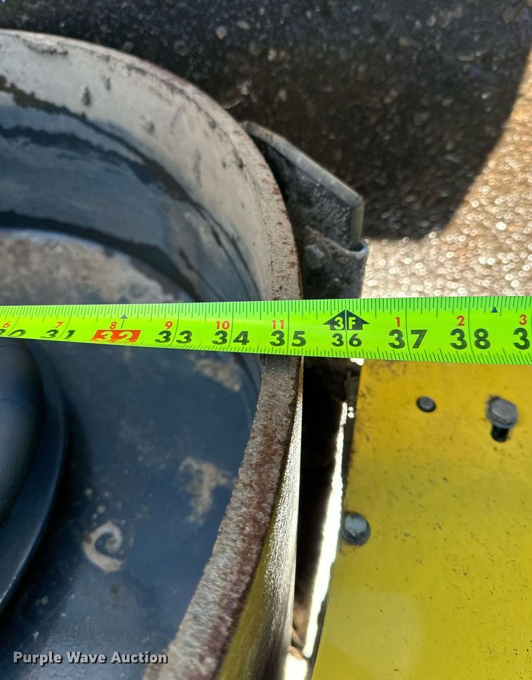 image for item DQ7423 2019 Bomag BW138AD double drum vibratory roller