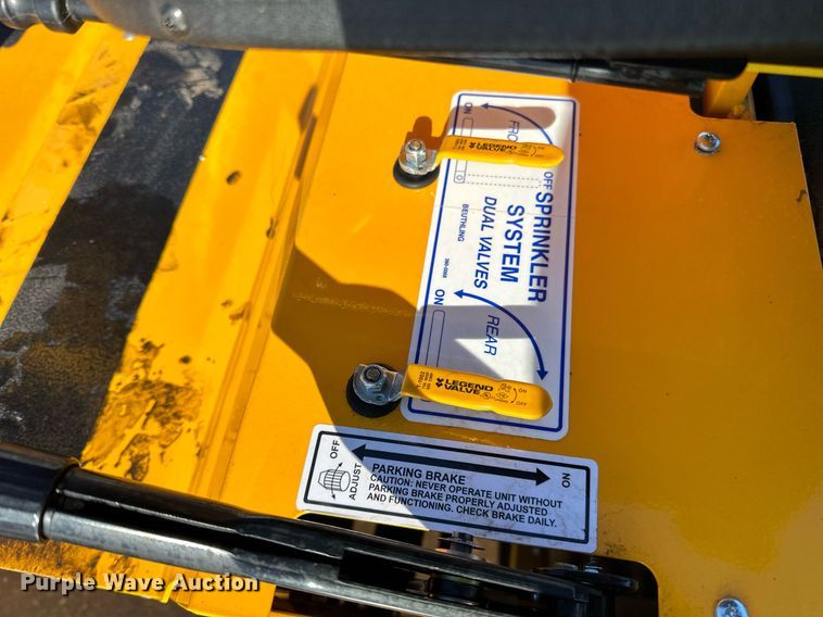 image for item DQ7425 2023 Beuthling B100 double drum roller