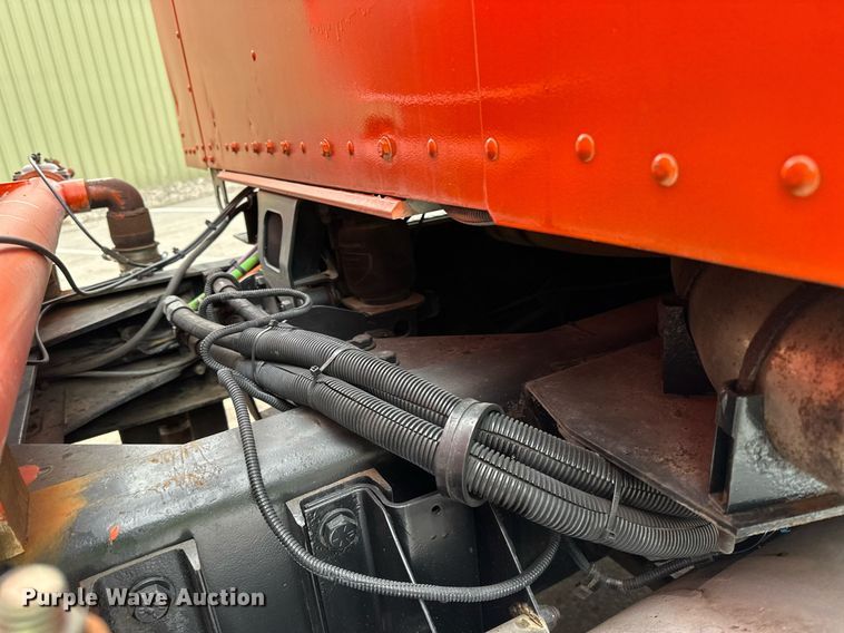 image for item DQ7428 2006 Kenworth  T800 water truck