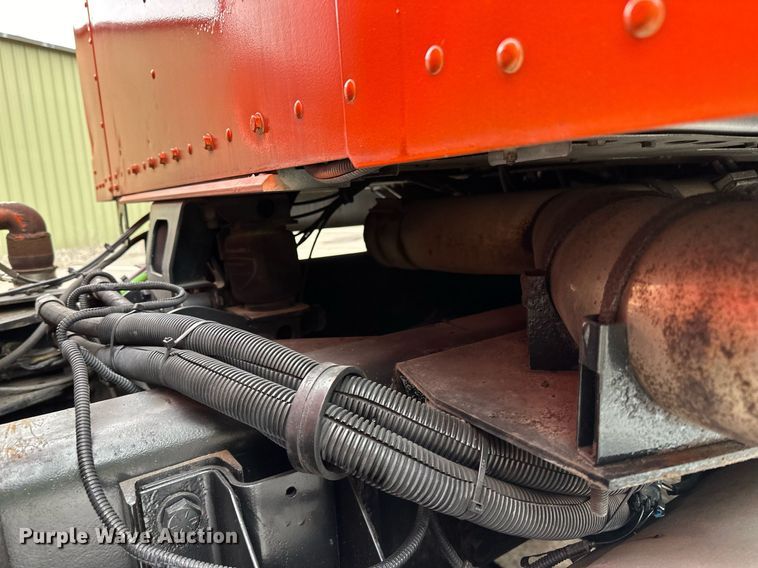 image for item DQ7428 2006 Kenworth  T800 water truck