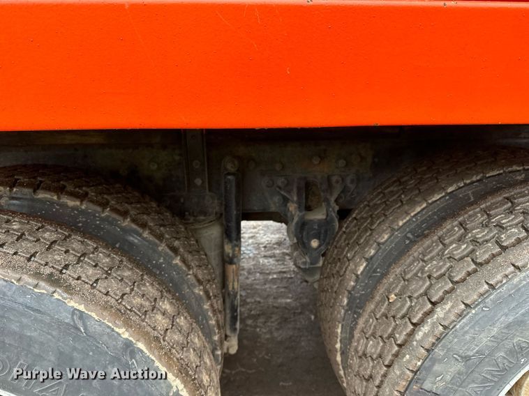 image for item DQ7428 2006 Kenworth  T800 water truck