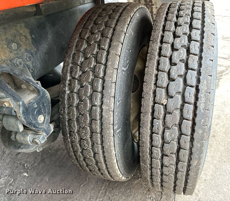 image for item DQ7428 2006 Kenworth  T800 water truck