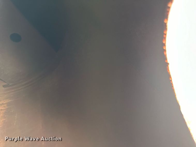 image for item DQ7429 2002 Sterling  LT7500 water truck