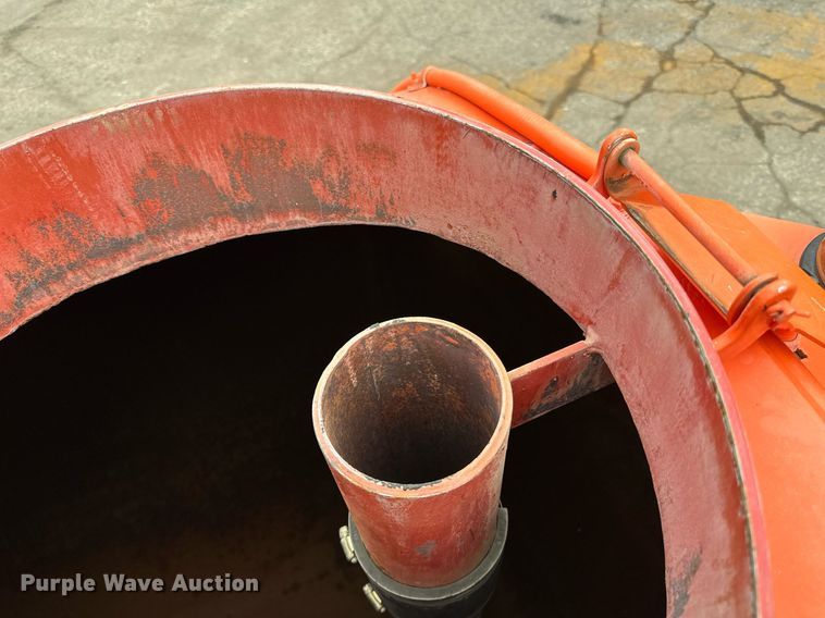 image for item DQ7429 2002 Sterling  LT7500 water truck