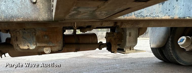 image for item DQ7430 1974 Ford  8000 water truck